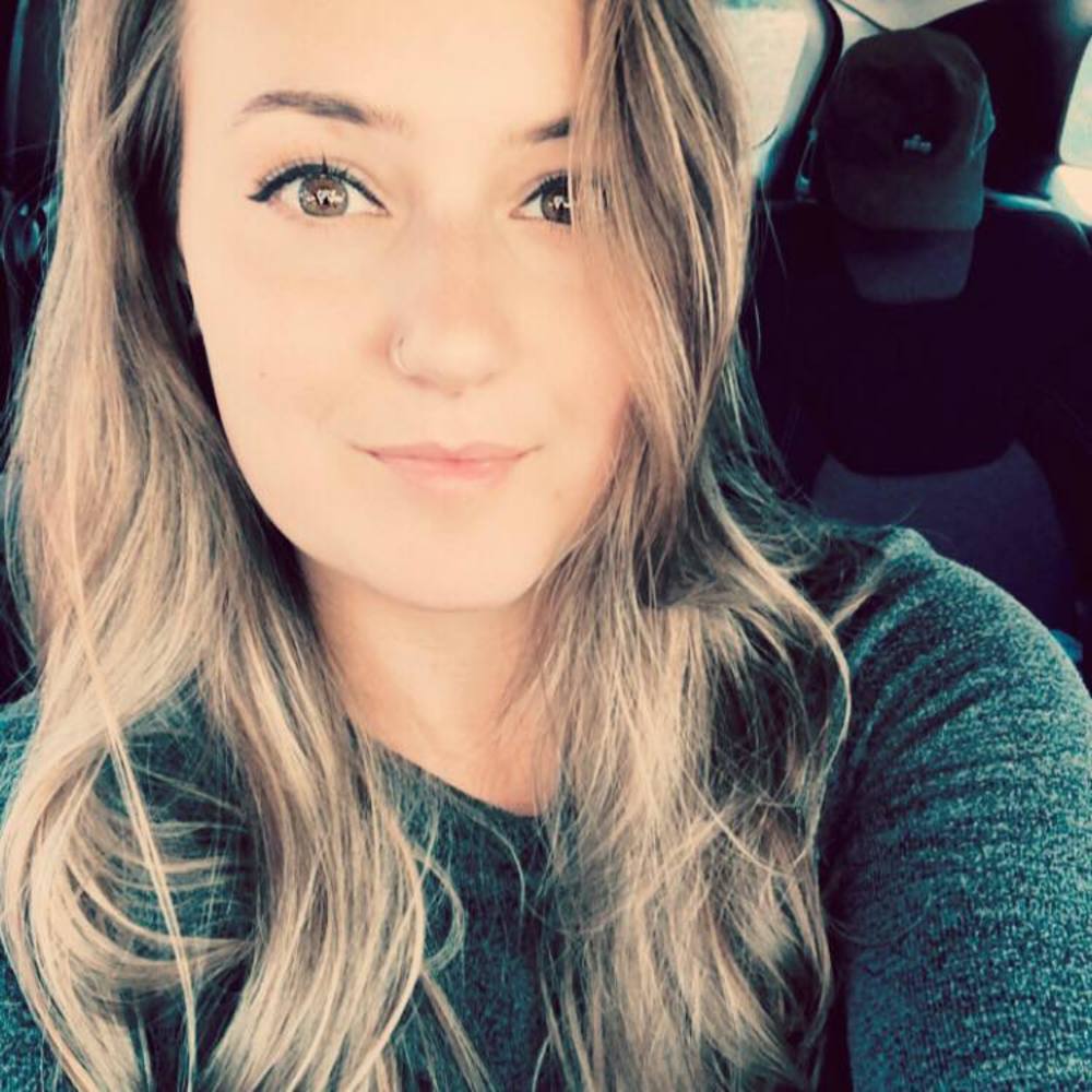 Meet your Posher, Nicole
